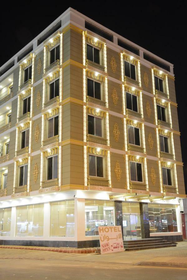 الايوان للاجنحة الفندقية E1 Hotel อัล คาร์จ ภายนอก รูปภาพ
