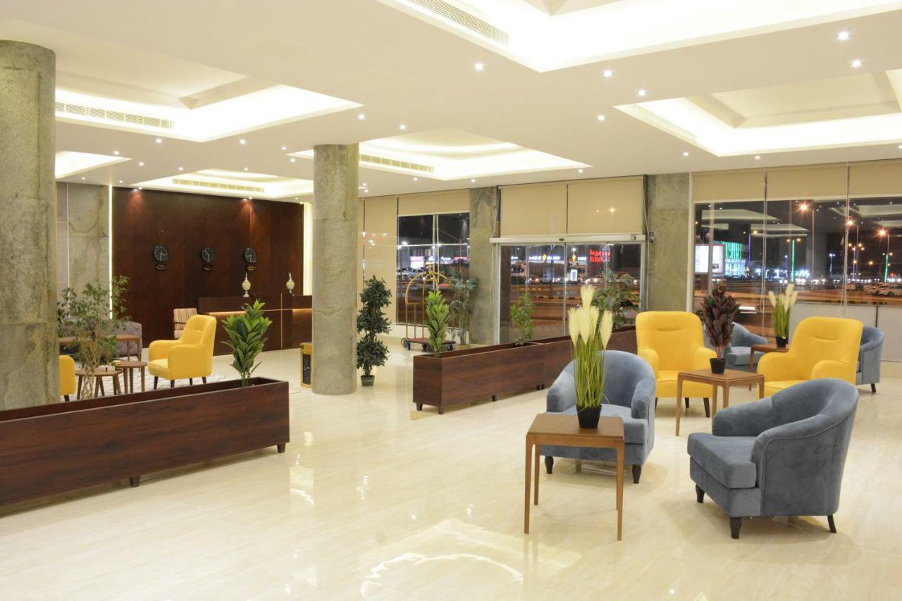 الايوان للاجنحة الفندقية E1 Hotel อัล คาร์จ ภายนอก รูปภาพ