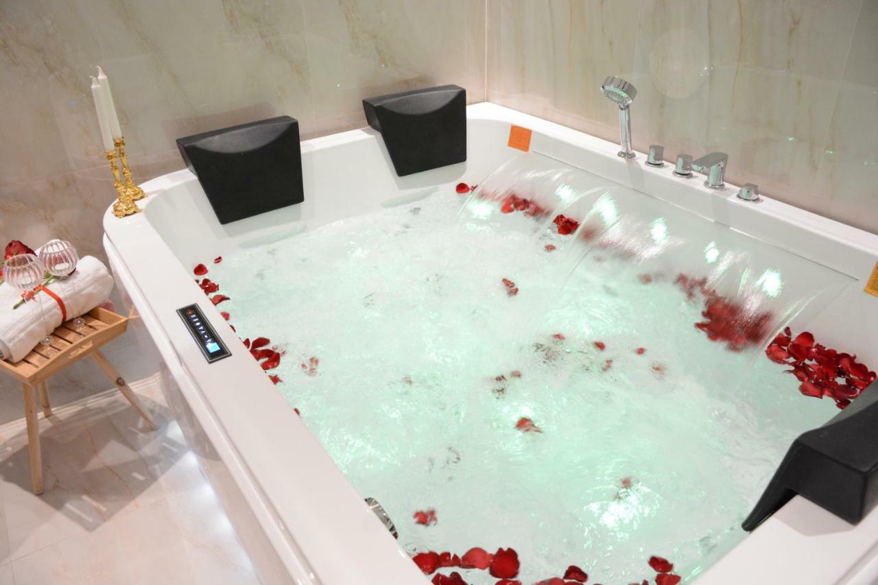 الايوان للاجنحة الفندقية E1 Hotel อัล คาร์จ ภายนอก รูปภาพ