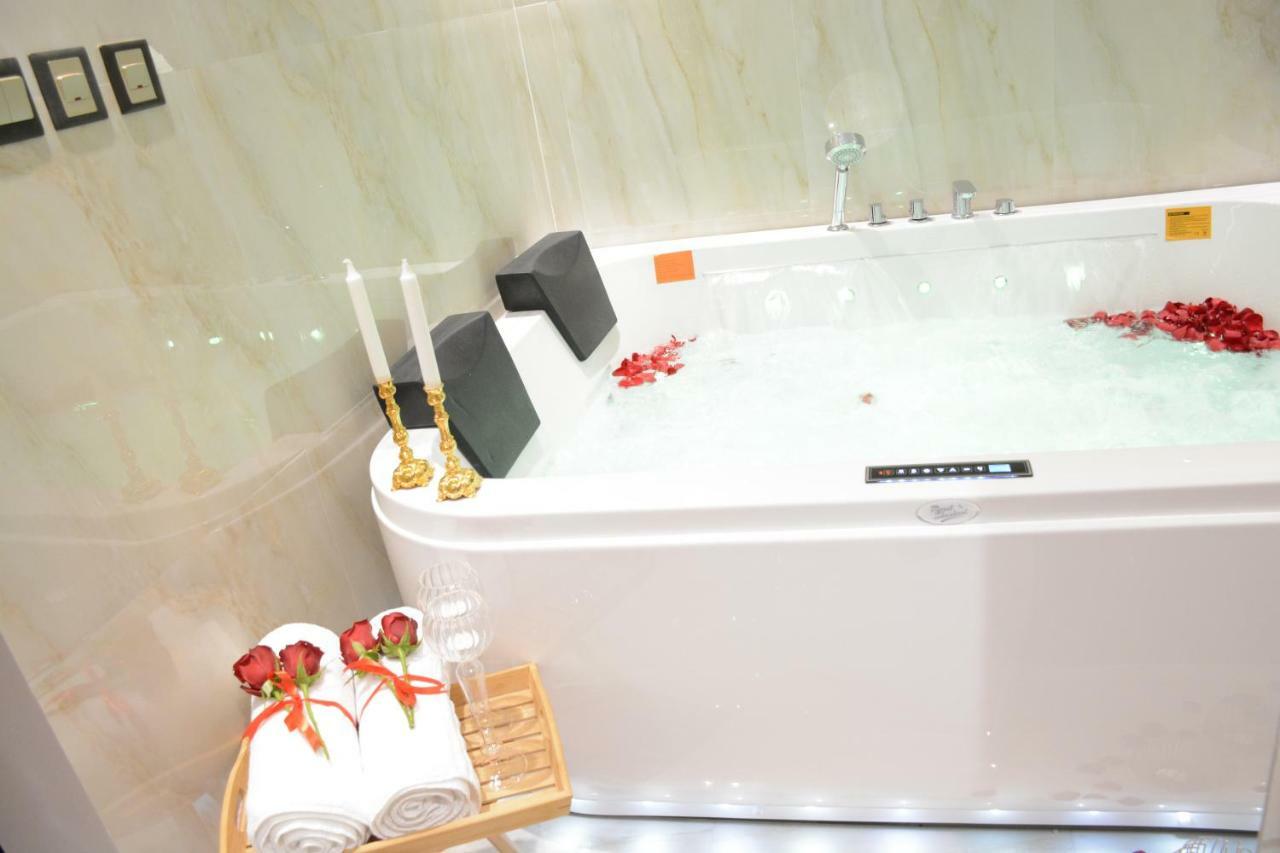 الايوان للاجنحة الفندقية E1 Hotel อัล คาร์จ ภายนอก รูปภาพ