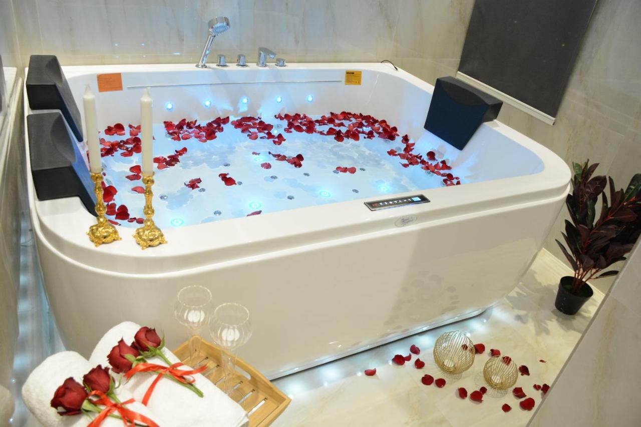الايوان للاجنحة الفندقية E1 Hotel อัล คาร์จ ภายนอก รูปภาพ