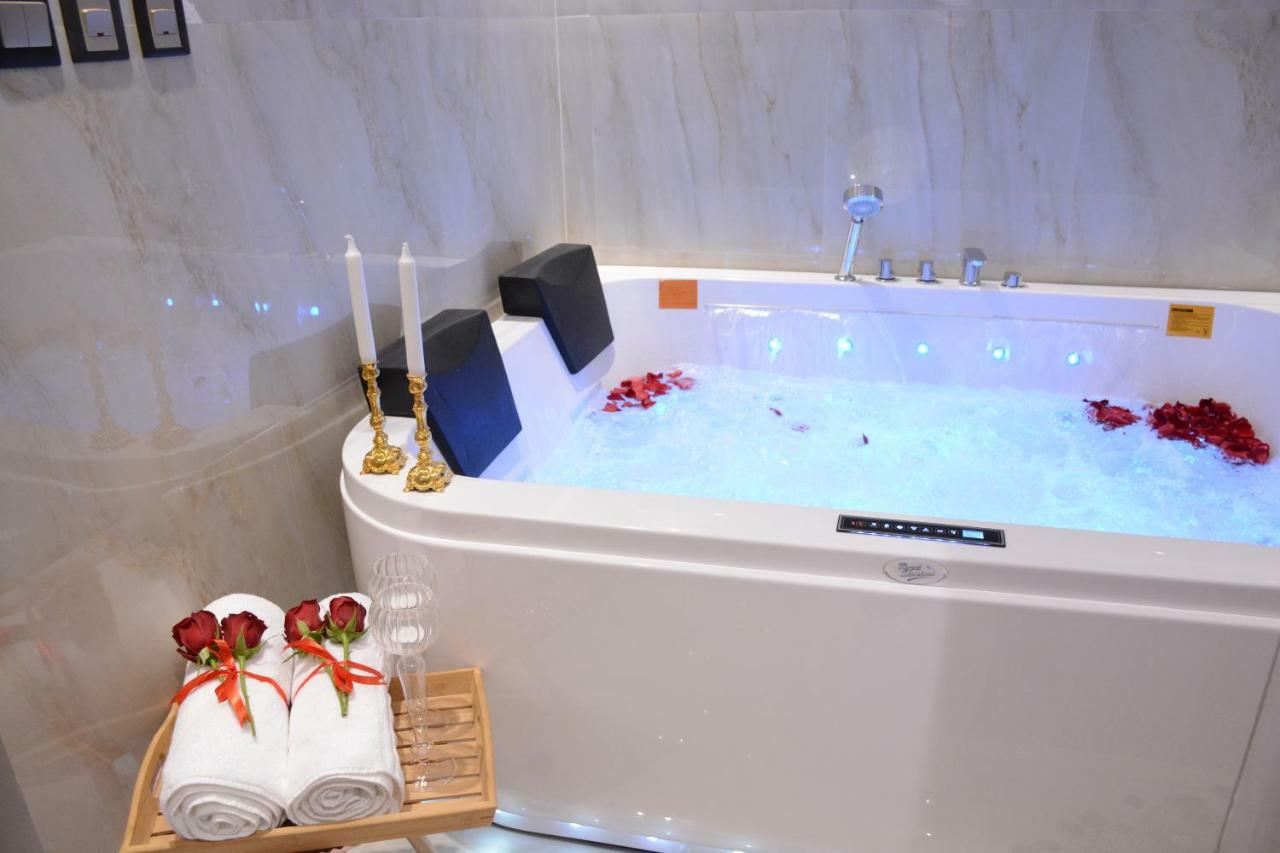 الايوان للاجنحة الفندقية E1 Hotel อัล คาร์จ ภายนอก รูปภาพ