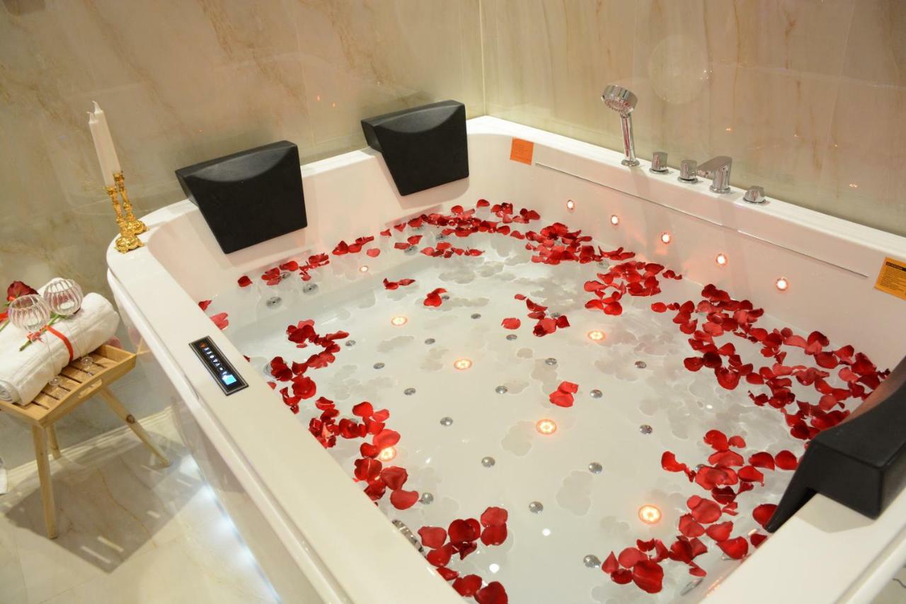 الايوان للاجنحة الفندقية E1 Hotel อัล คาร์จ ภายนอก รูปภาพ