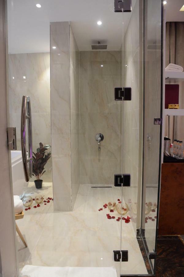 الايوان للاجنحة الفندقية E1 Hotel อัล คาร์จ ภายนอก รูปภาพ
