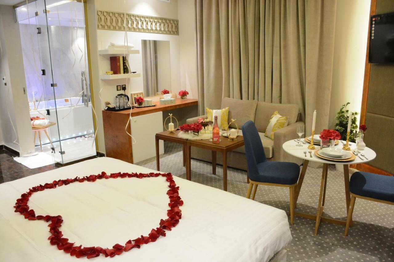 الايوان للاجنحة الفندقية E1 Hotel อัล คาร์จ ภายนอก รูปภาพ
